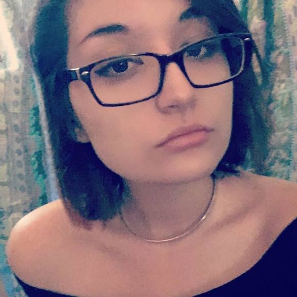 Meet your Posher, Riley - Picture 1 of 1